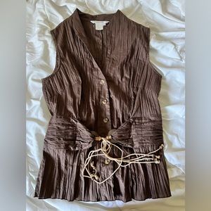 Brown vest top